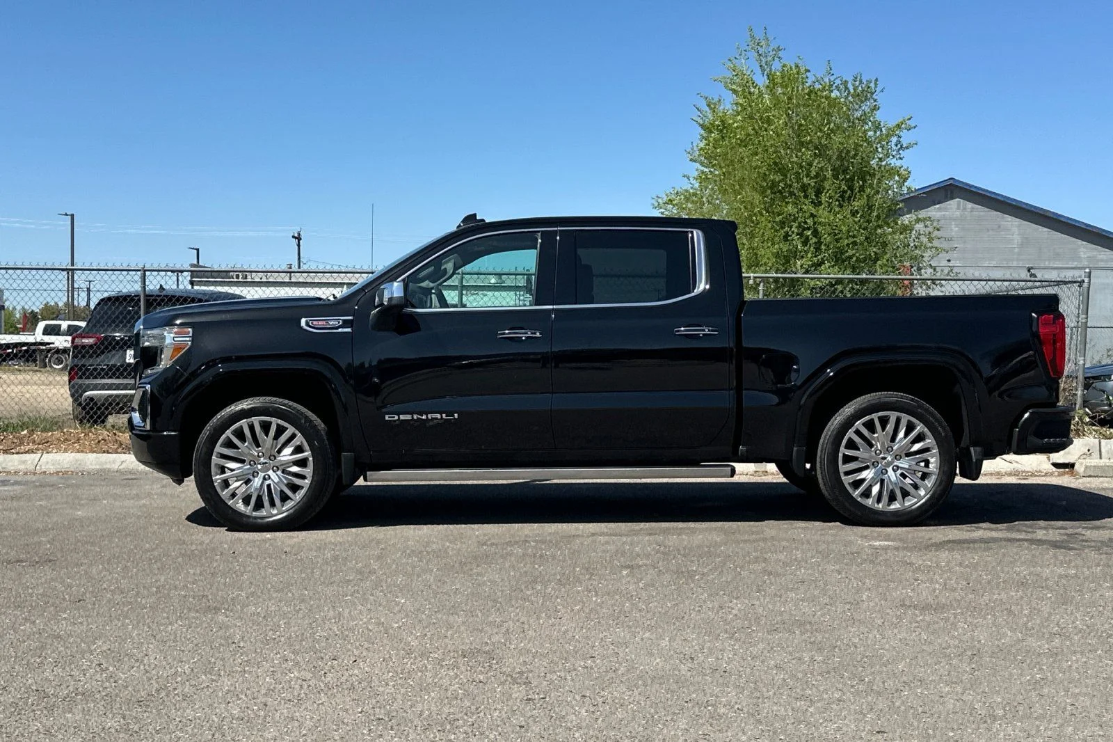 Used 2021 Blue GMC AT4 image 7