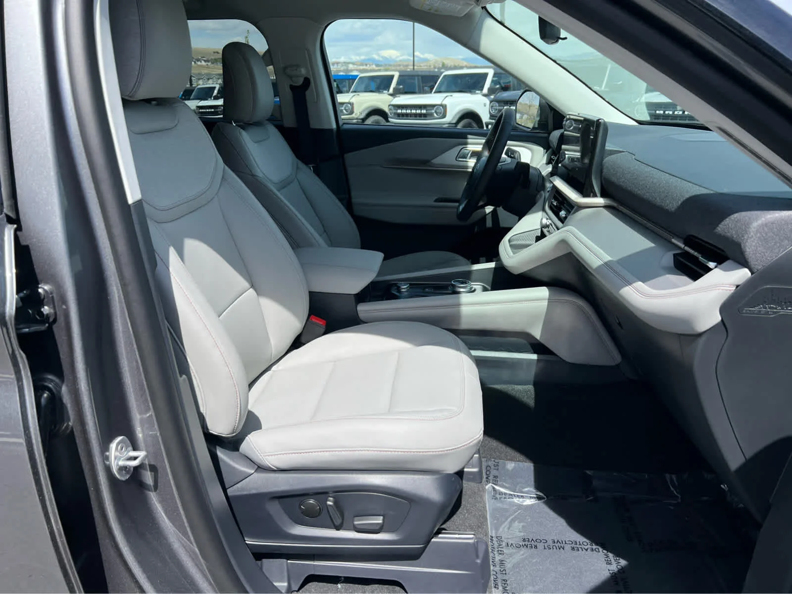 New 2026 Carbonized Gray Metallic Ford Active image 17