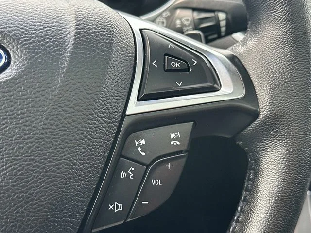 Used 2016 Blue Ford Titanium image 22