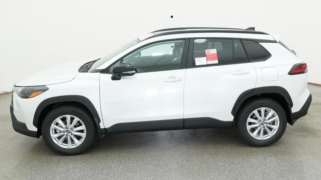 New 2026 Wind Chill Pearl Toyota LE image 3