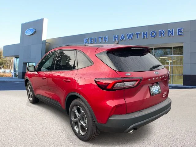 Used 2025 Red Metallic Ford ST-Line image 5