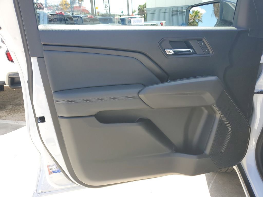 New 2026 Summit White Chevrolet LT image 19
