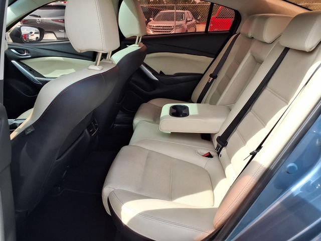 Used 2014 Blue Mazda i Grand Touring image 16