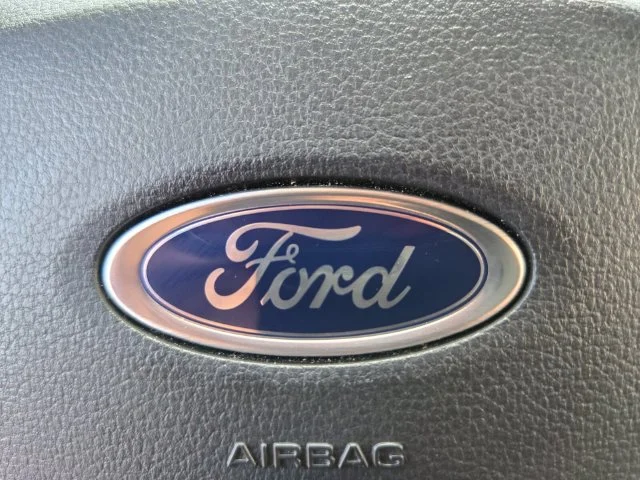 Used 2025 Blue Ford Lariat image 33