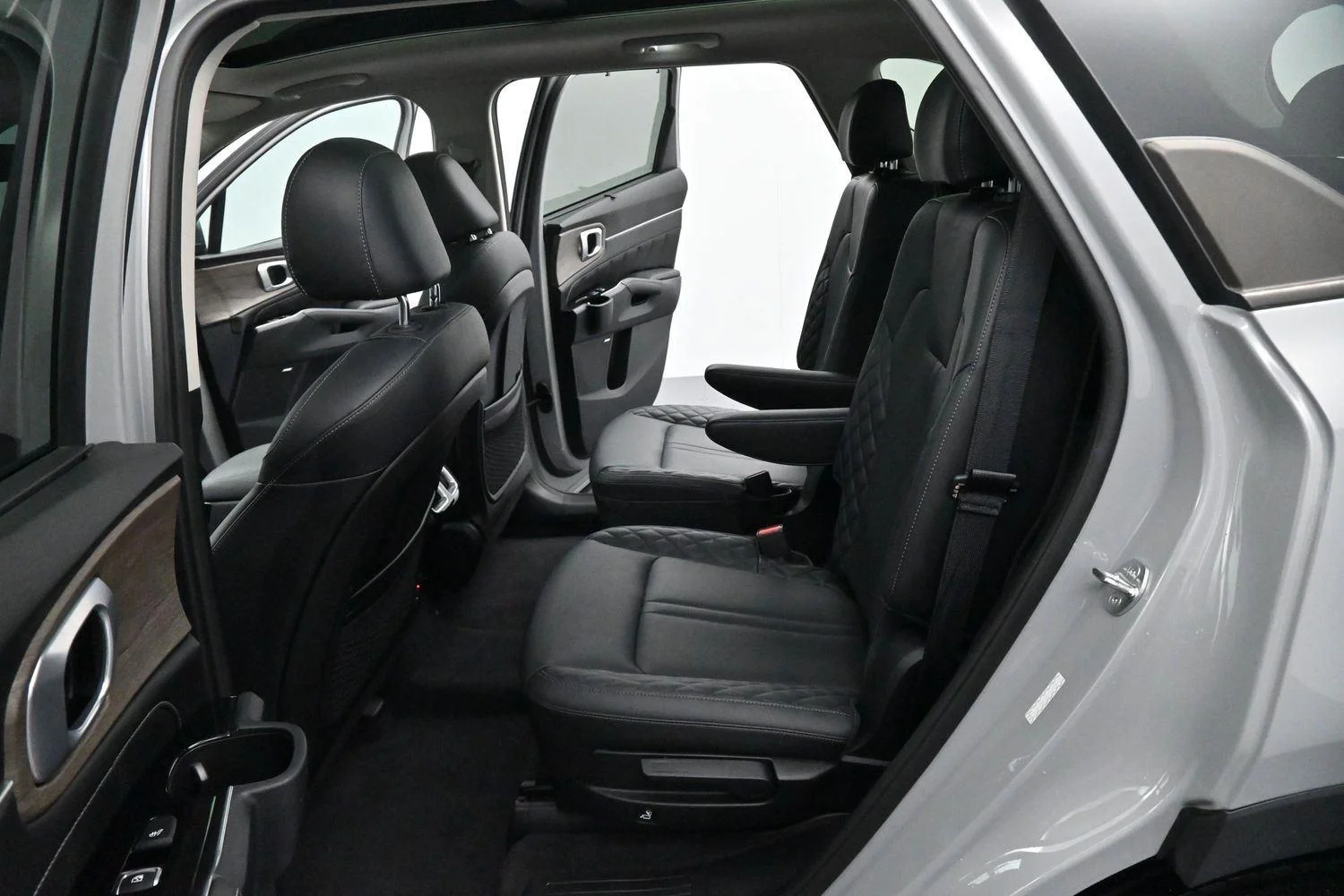 Used 2023 Wolf Gray Kia X-Line SX Prestige image 34