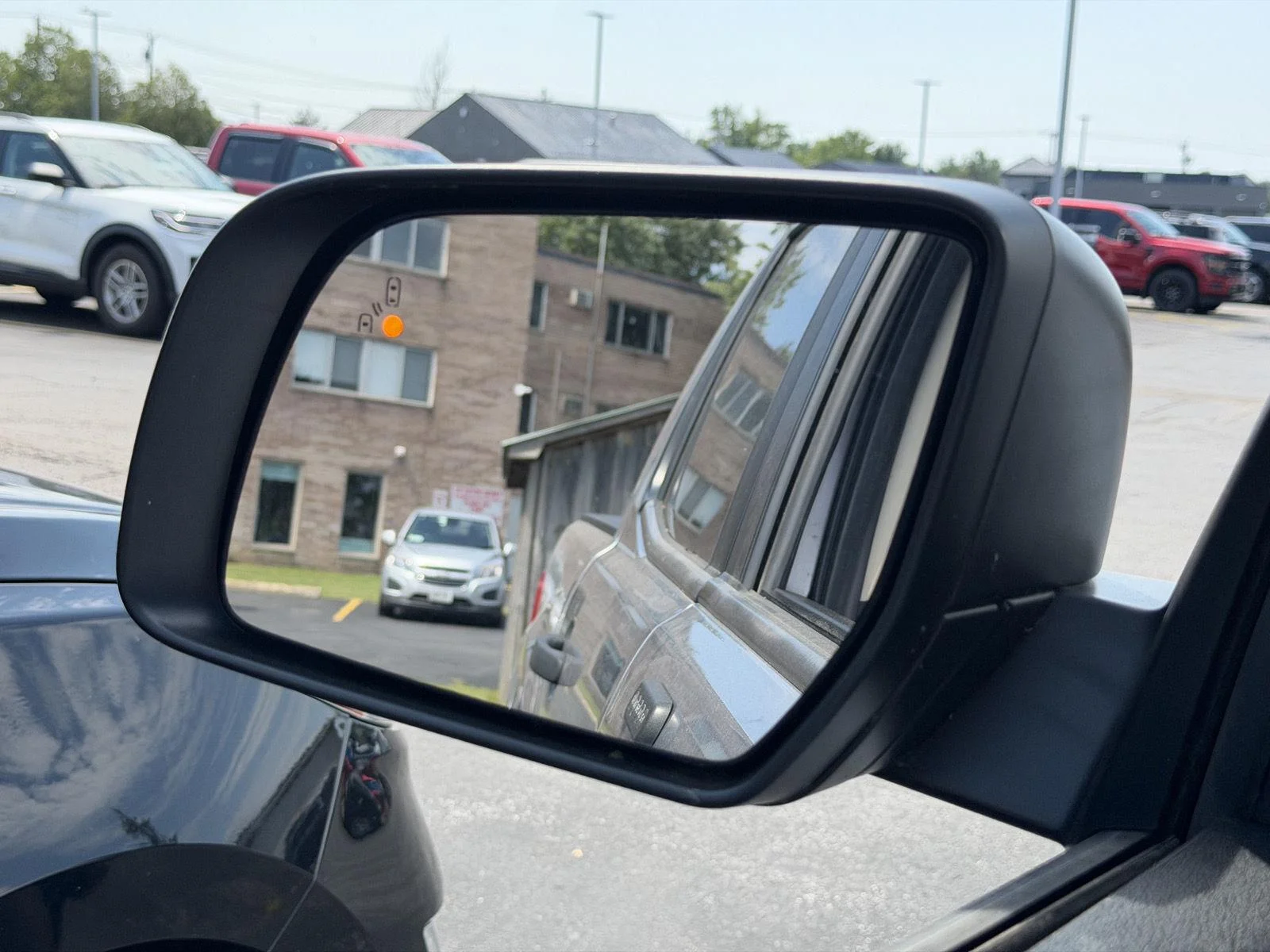 Used 2020 Iconic Silver Ford XLT image 9