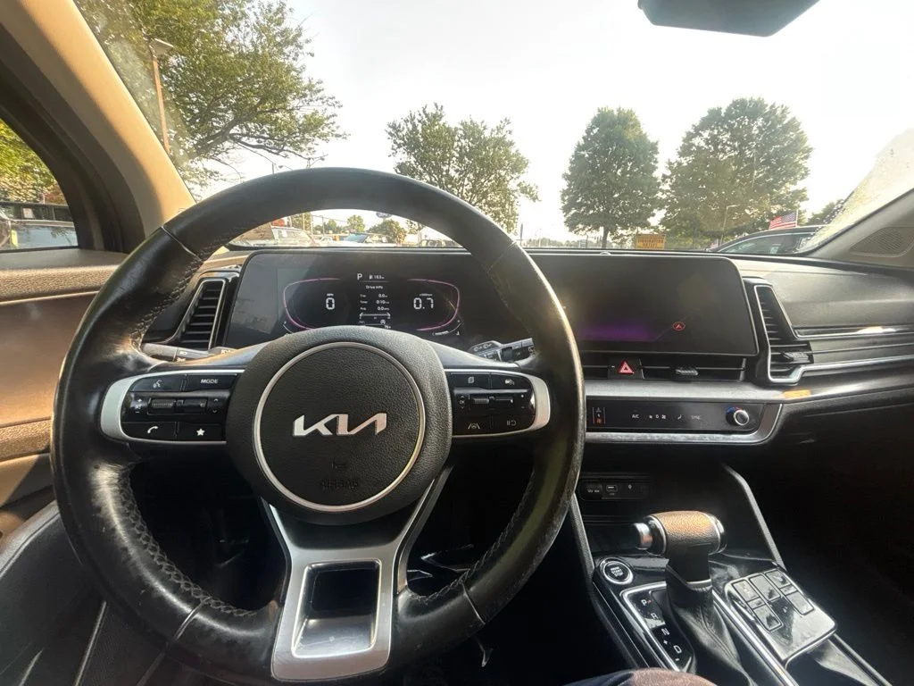 Used 2024 Black Kia EX image 17