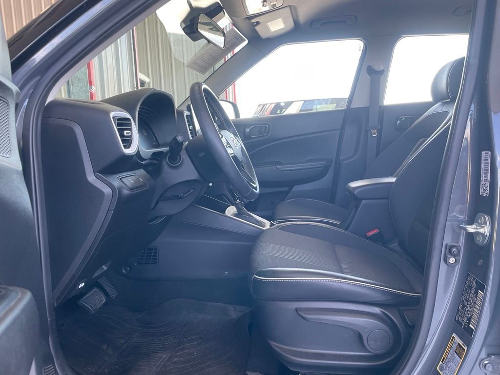 Used 2024 Gray Hyundai Limited image 10