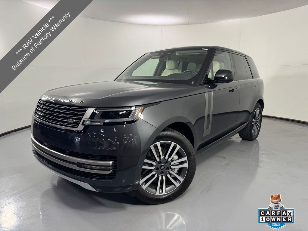 Used 2024 Carpathian Gray Premium Metallic Land Rover SE image 1