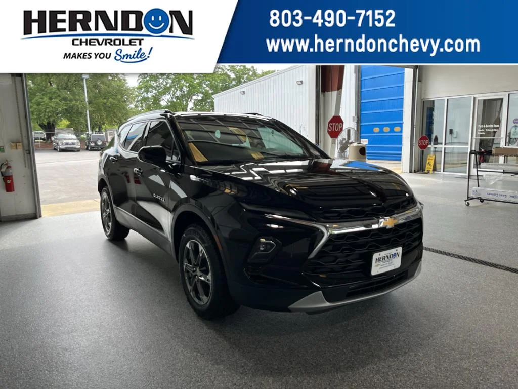 2024 Chevrolet Blazer 2.0T 2LT FWD's photo