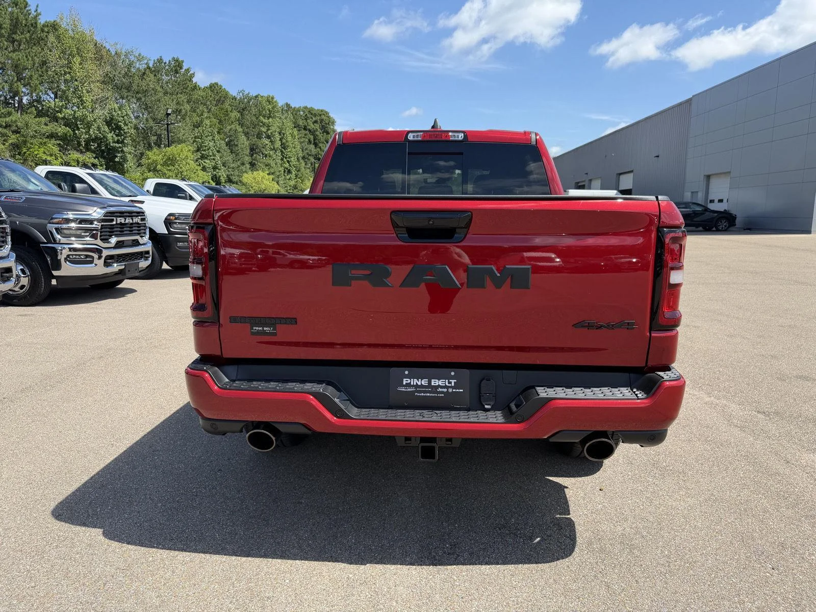 New 2026 Molten Red Pearl-Coat Exterior Paint RAM Big Horn image 5