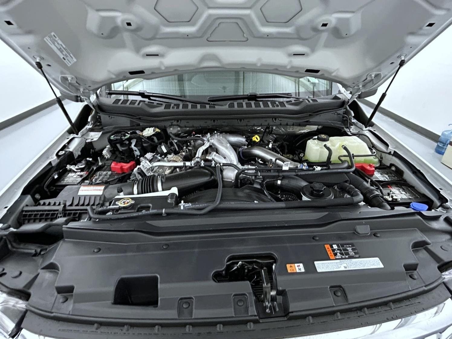 New 2026 Avalanche Ford Lariat image 25