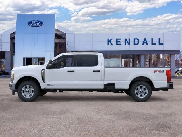 New 2026 Oxford White Ford XLT image 3