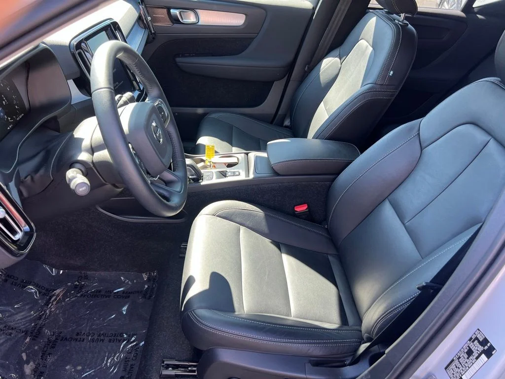 2021 Volvo XC40 Momentum - Photo 12
