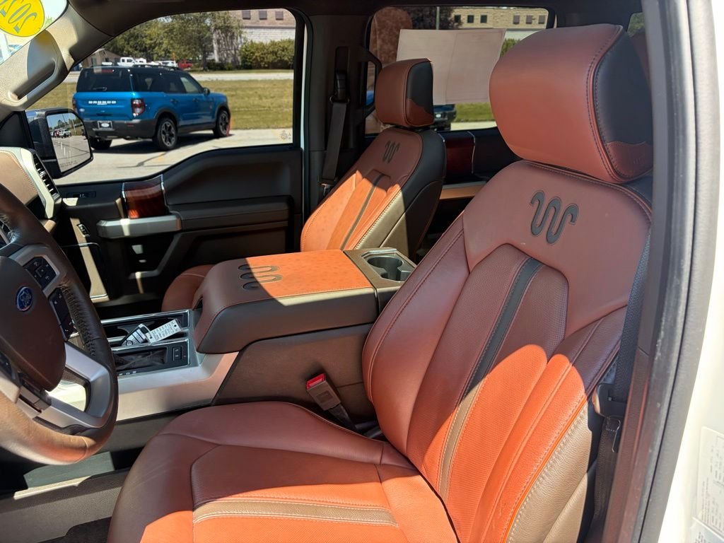 Used 2020 Oxford White Ford King Ranch image 3