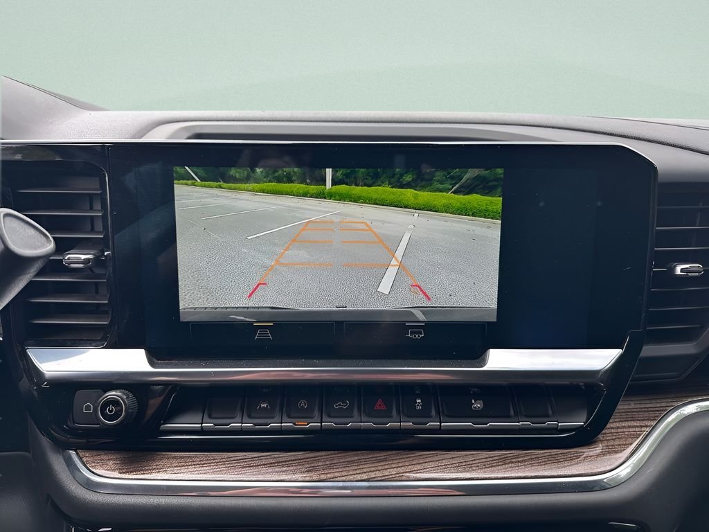 Used 2023 Gray Chevrolet LT image 16