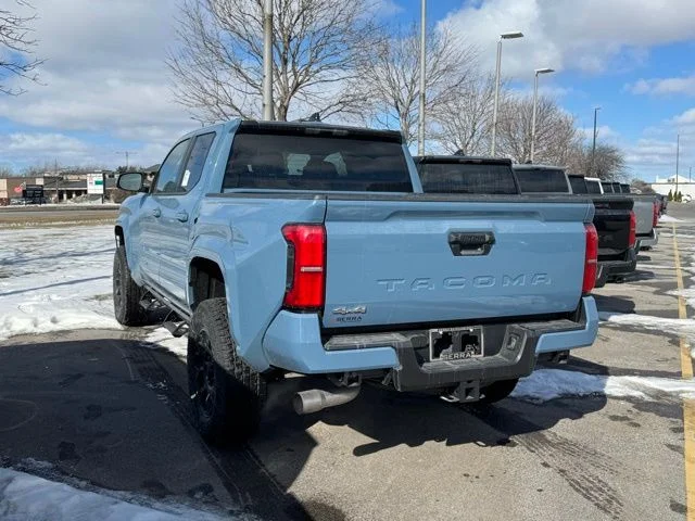 2026 Toyota Tacoma SR5 - Photo 7