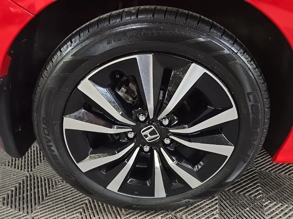Used 2024  Honda EX image 15