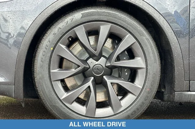 Used 2024 Gray Tesla Base image 28