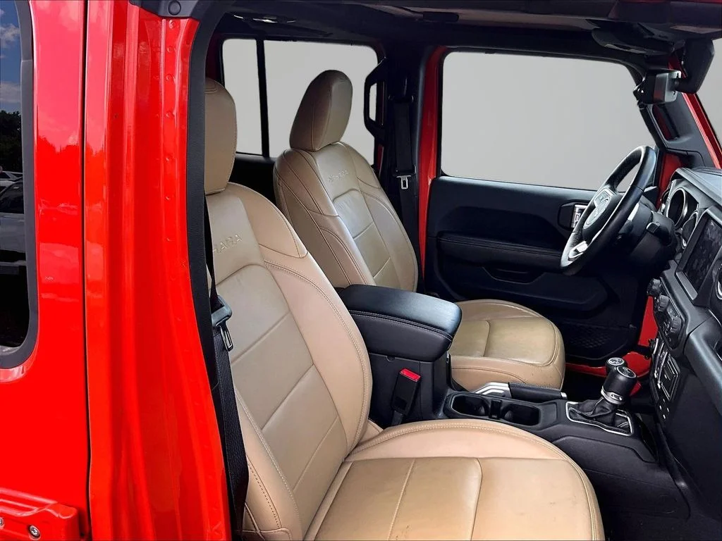 Used 2018 Orange Jeep Unlimited Sahara image 7