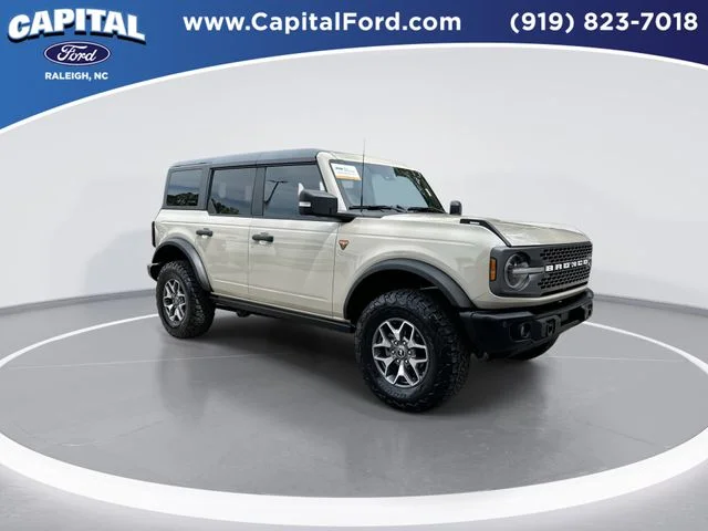 Used 2025 Beige Ford Badlands image 2
