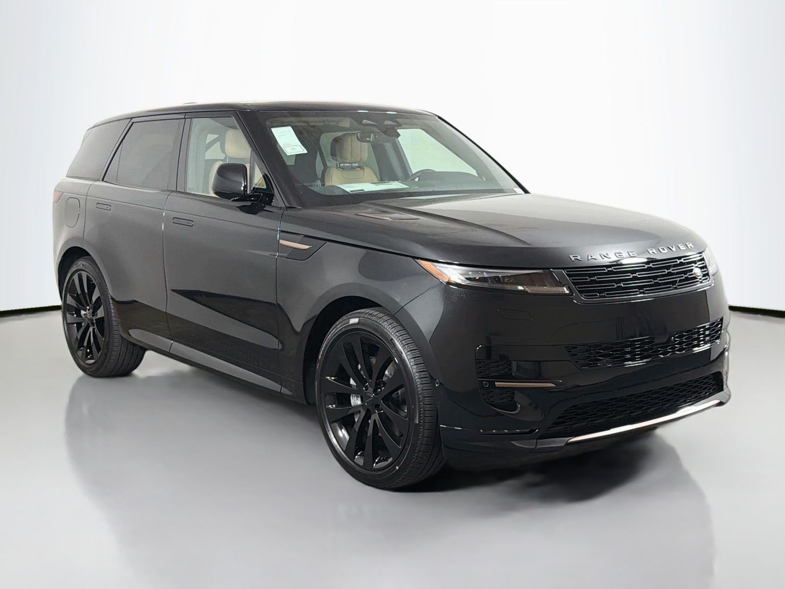New 2026 Santorini Black Land Rover Dynamic SE image 7