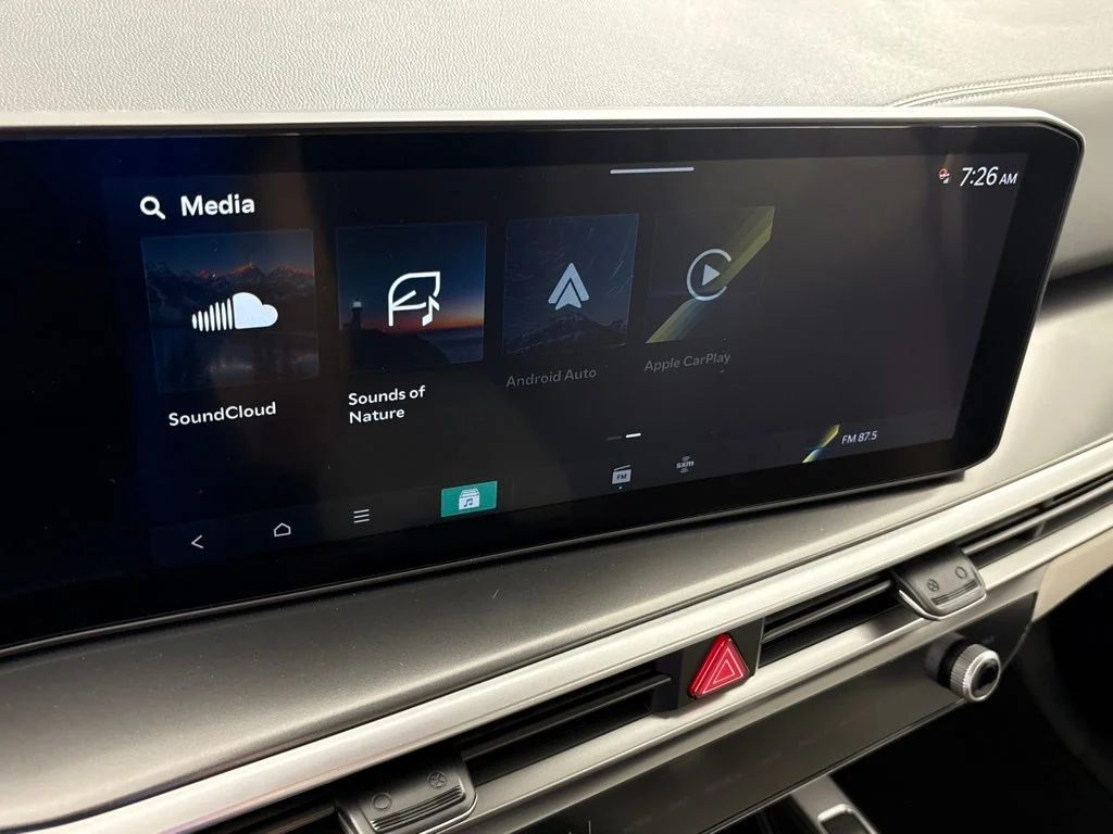 New 2026 Glacial White Pearl Kia EX image 37