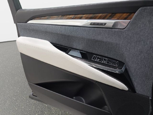 2026 Cadillac Escalade Platinum Sport - Photo 22