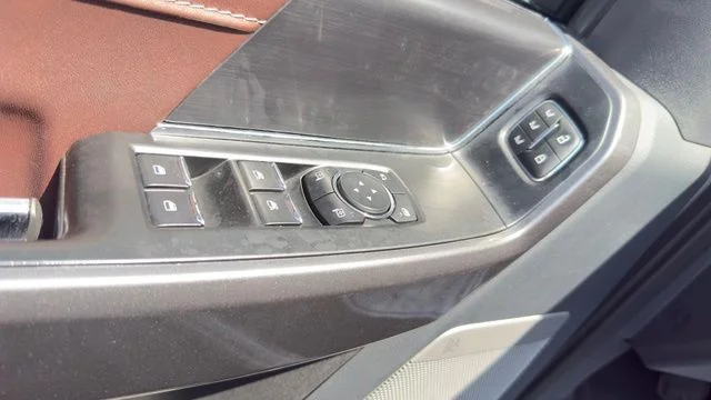 Used 2023 White Ford Lariat image 16