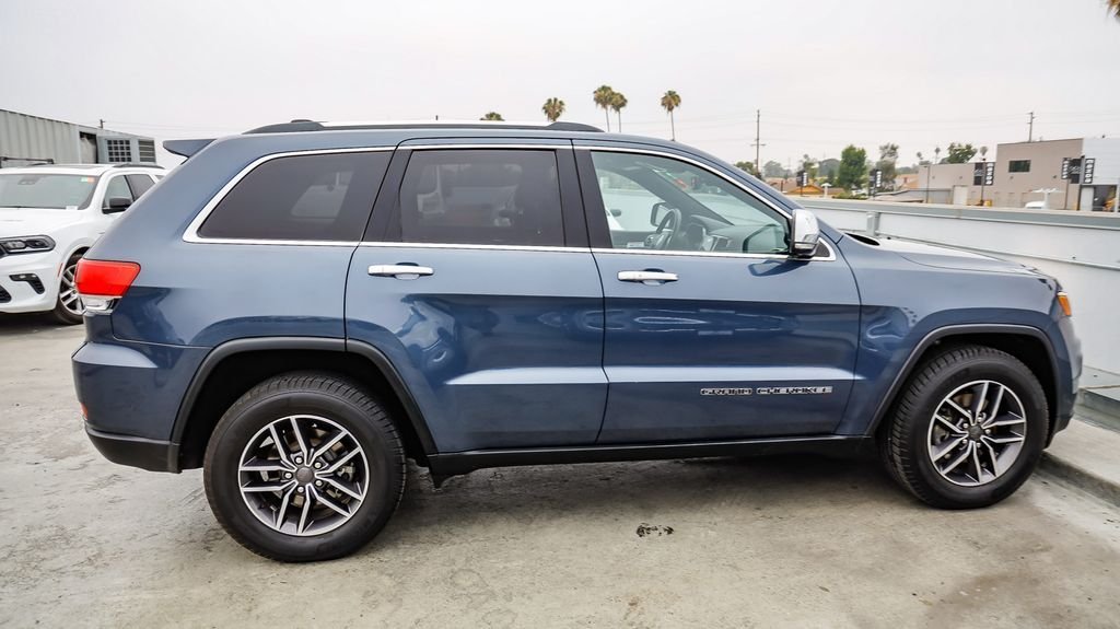 Used 2019 Slate Blue Jeep Limited image 13
