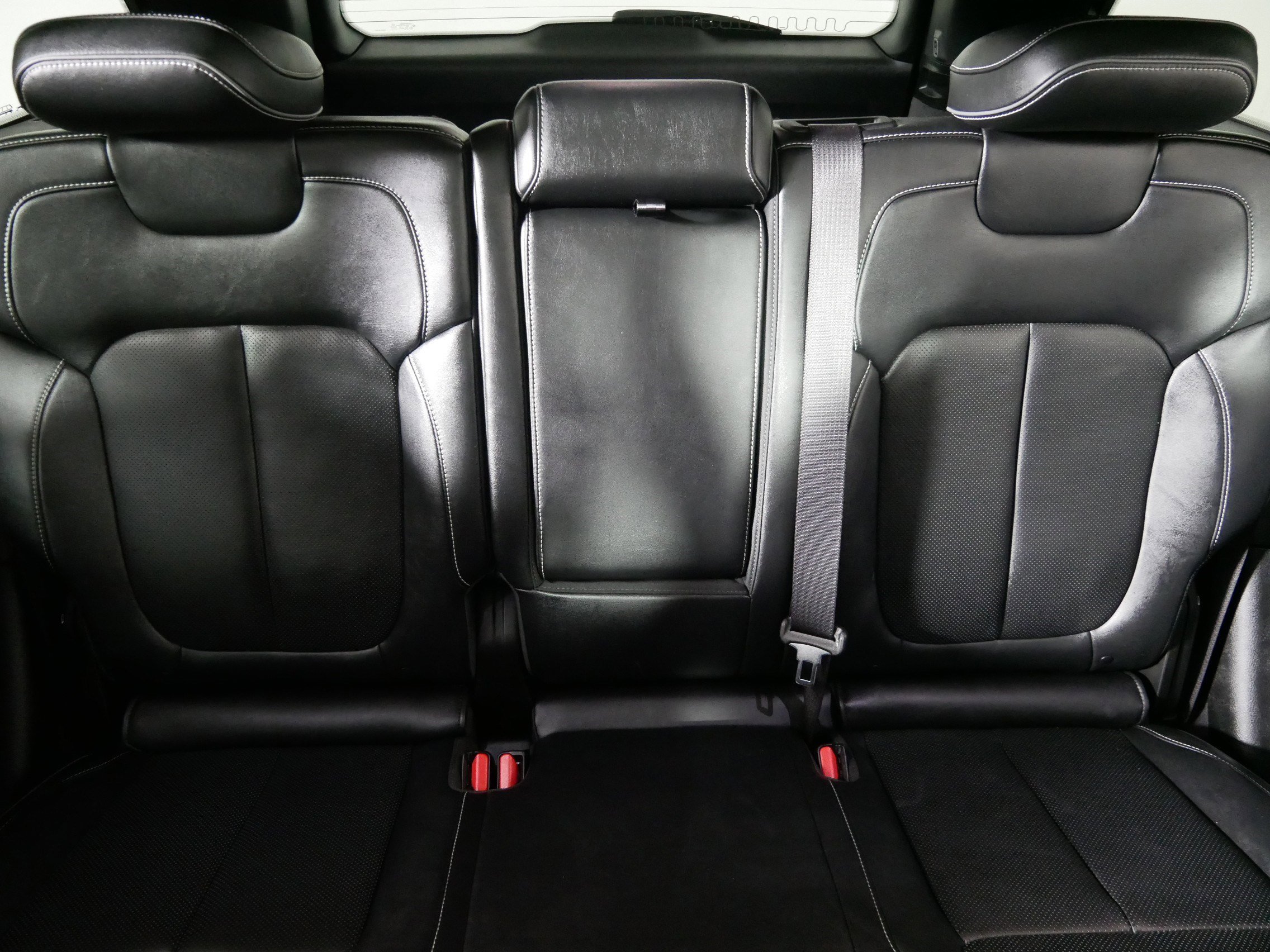 2022 Jeep Grand Cherokee Overland - Photo 13