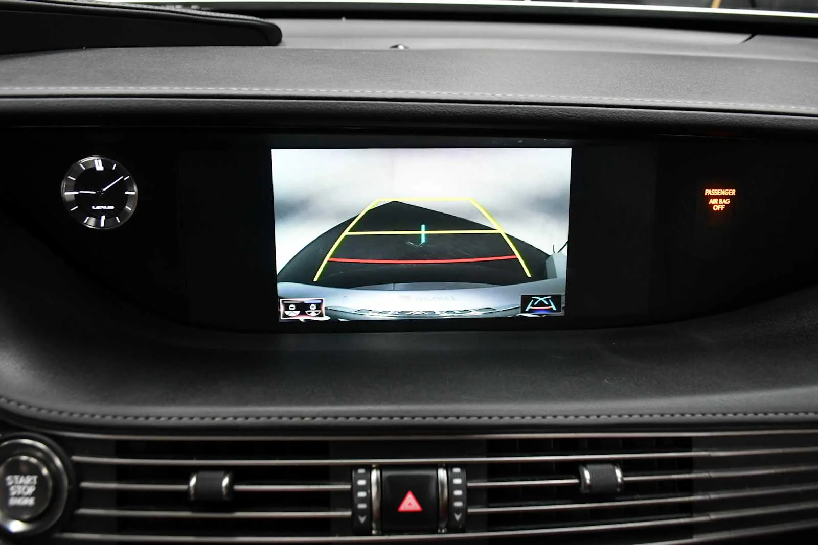Used 2018 Liquid Platinum Lexus  image 20