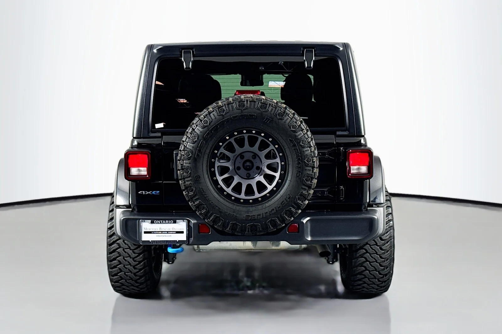 Used 2024 BLACK Jeep Sport S 4XE image 4