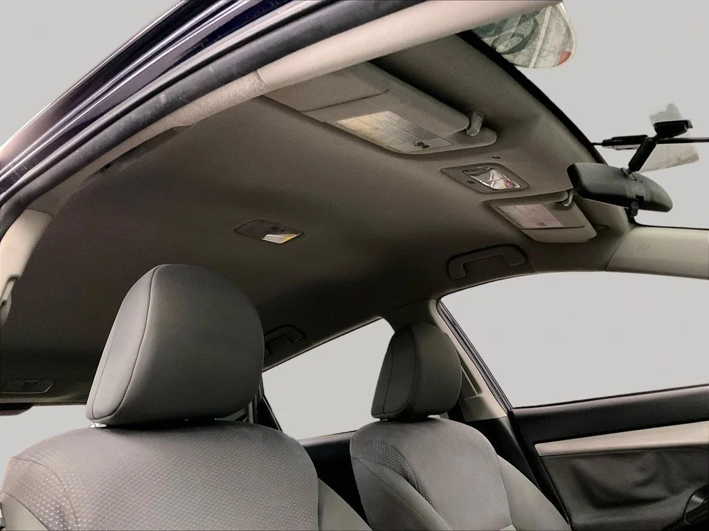 Used 2009 Black Toyota Base image 26