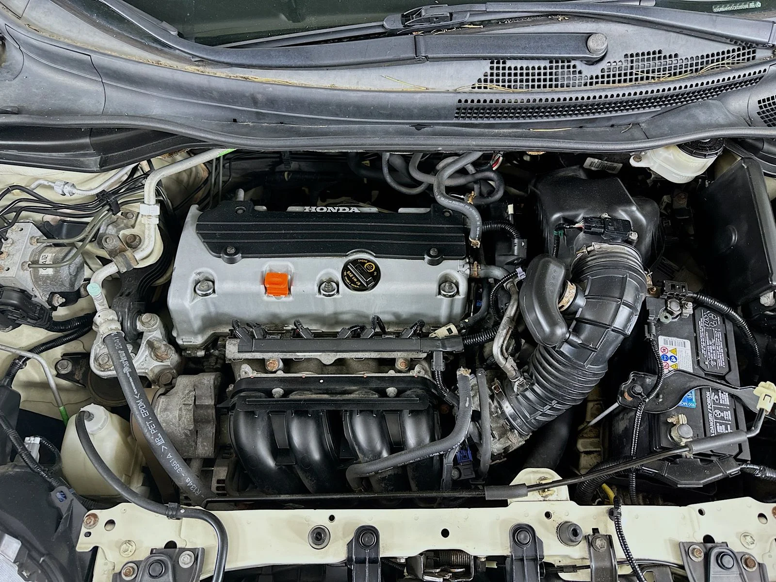 Used 2012 White Honda  image 12