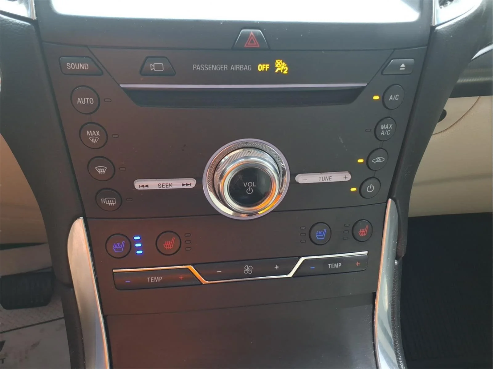 Used 2019 Ruby Red Metallic Tinted Clearcoat Ford Titanium image 23