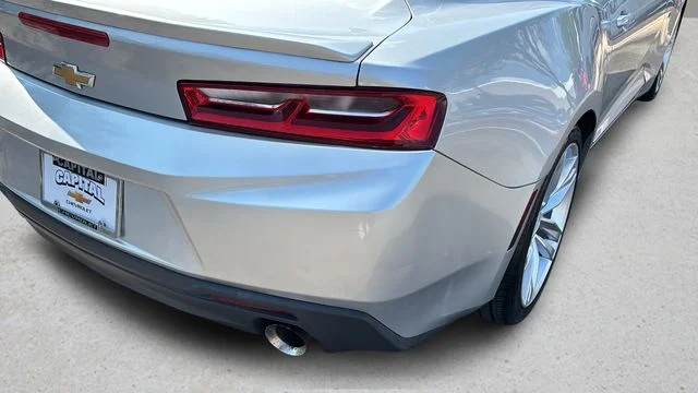 Used 2018 Silver Chevrolet 1LT image 38