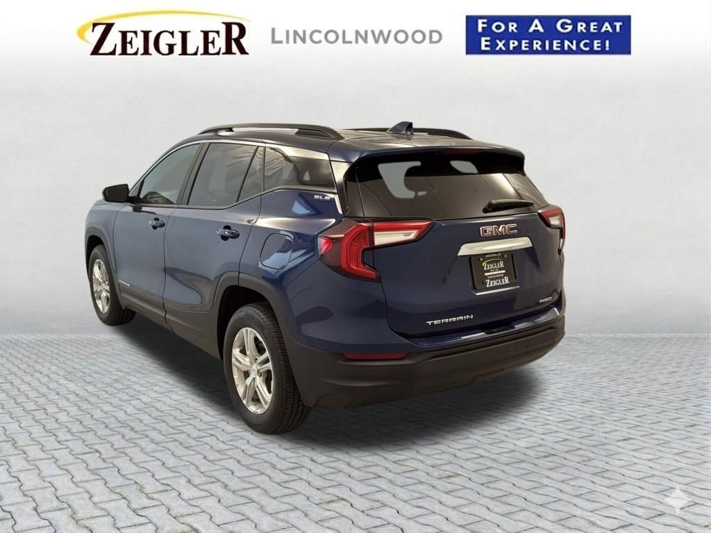 Used 2022 Marine Metallic GMC SLE image 10