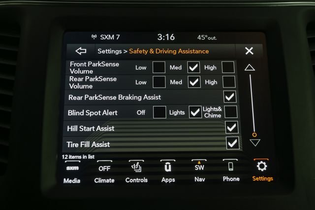Used 2023 Black Jeep Altitude image 27