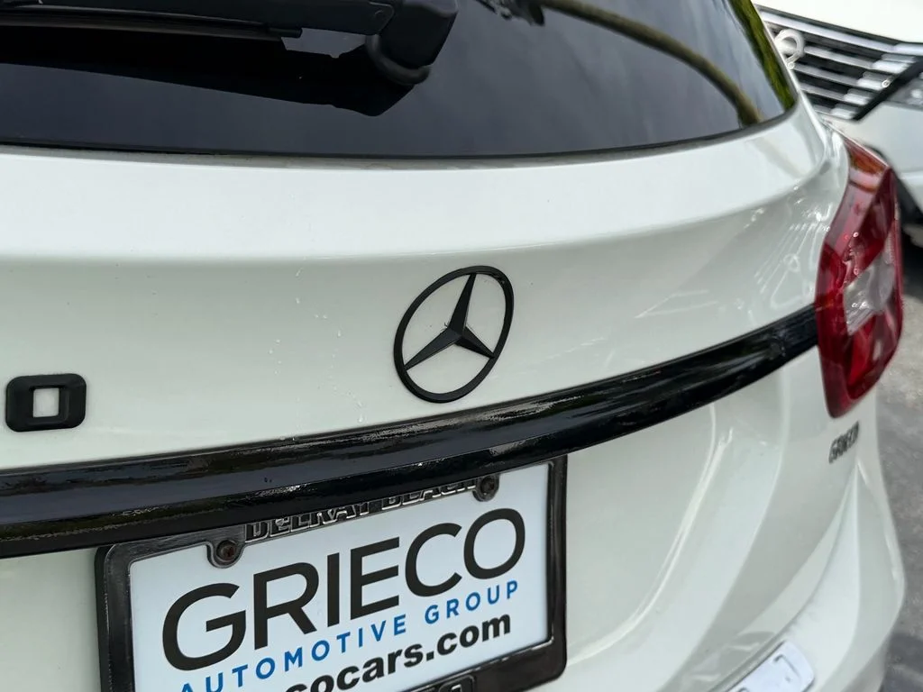 Used 2017 White Mercedes-Benz GLA 250 image 13