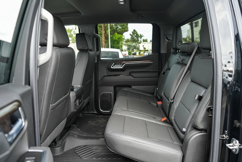 2026 Chevrolet Silverado 1500 RST - Photo 18