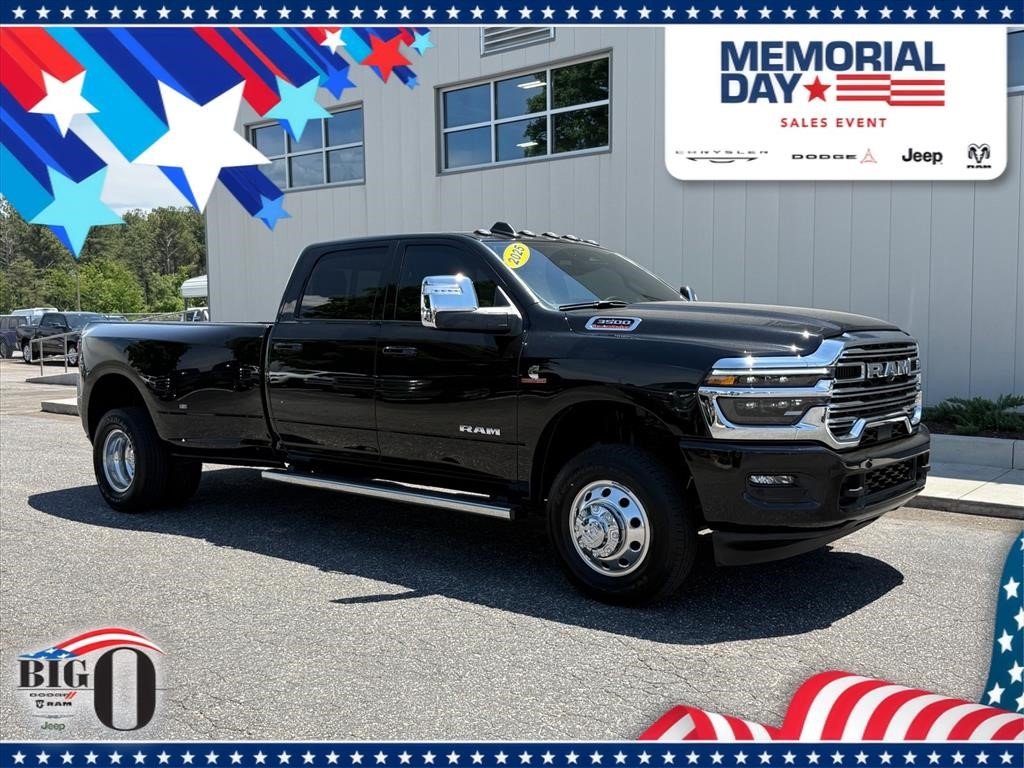 2025 RAM 3500 Laramie 4X4 Crew Cab LWB's photo
