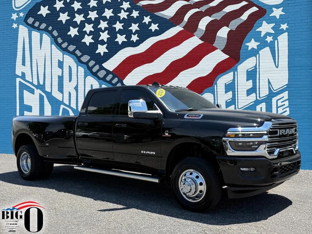 2025 RAM 3500 Laramie 4X4 Crew Cab LWB's photo