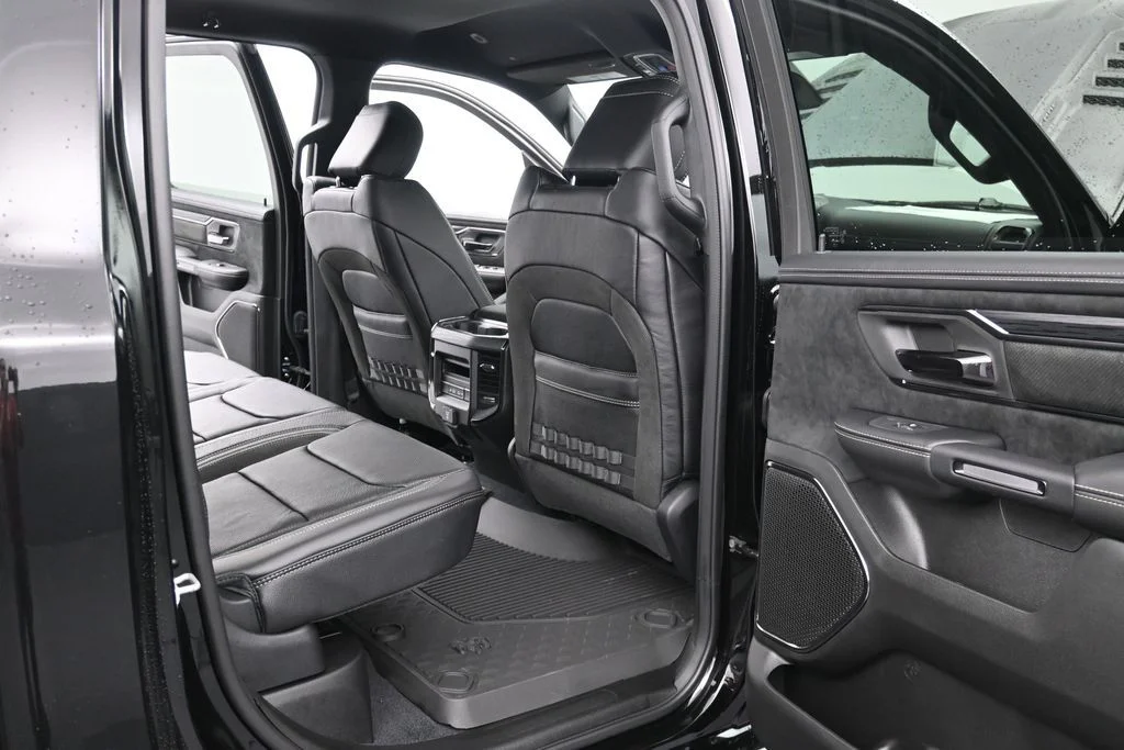 New 2026 Diamond Black Crystal Pearl-Coat Exterior Paint RAM RHO image 12