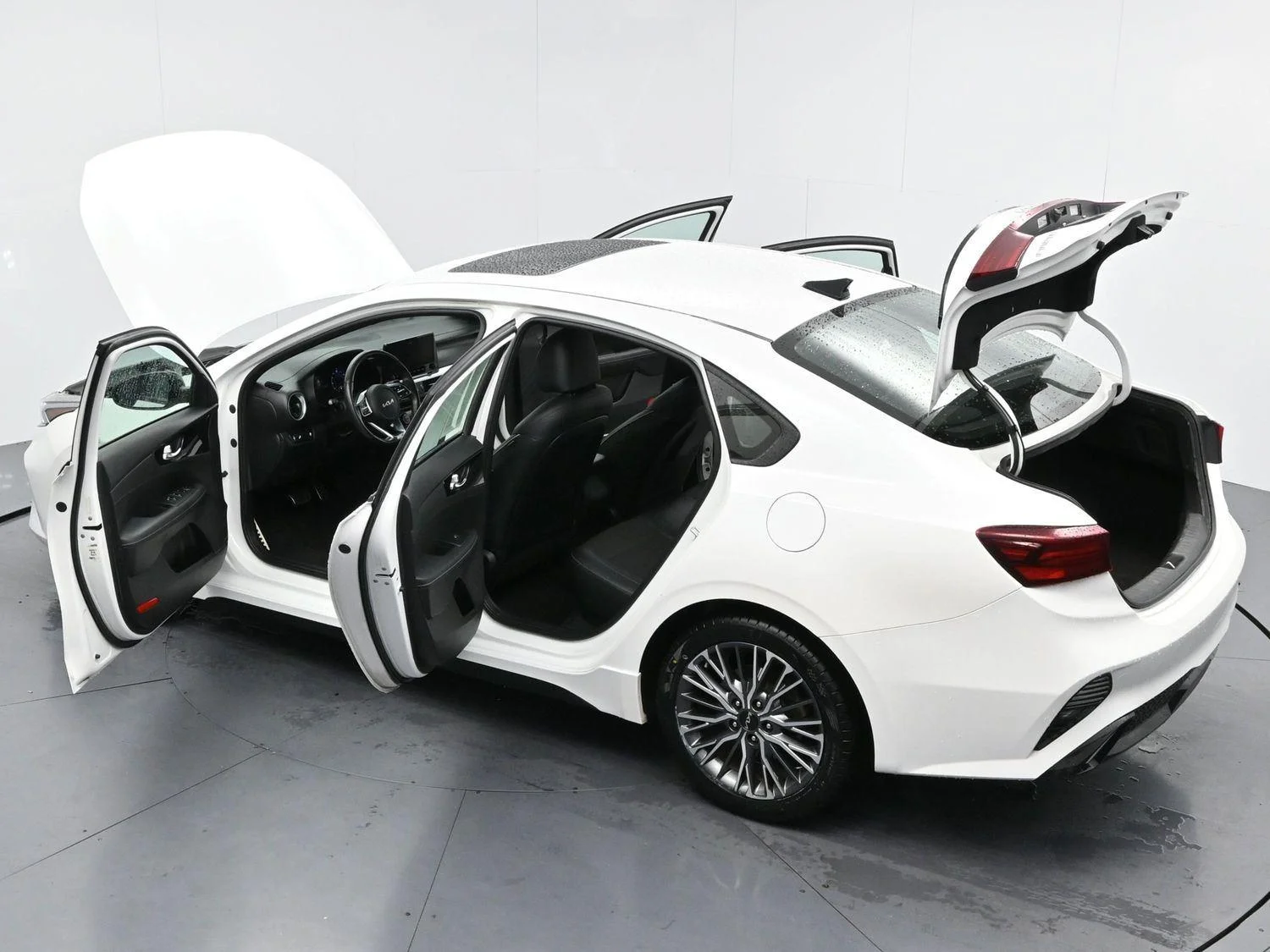 Used 2022 Snow White Pearl Kia GT-Line image 42