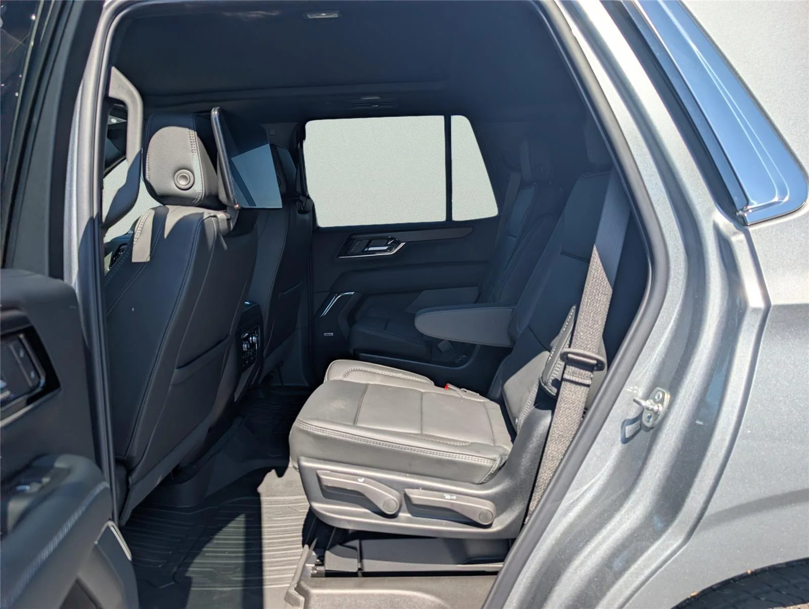 New 2026 Sterling Metallic GMC Denali image 18