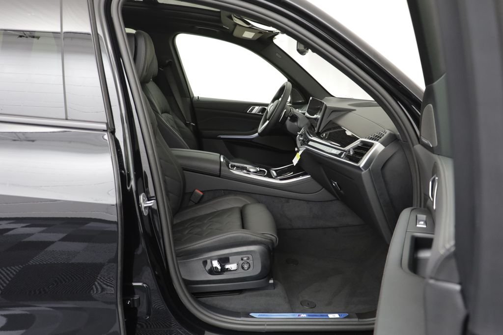 New 2026 Black Sapphire Metallic BMW xDrive50e image 20