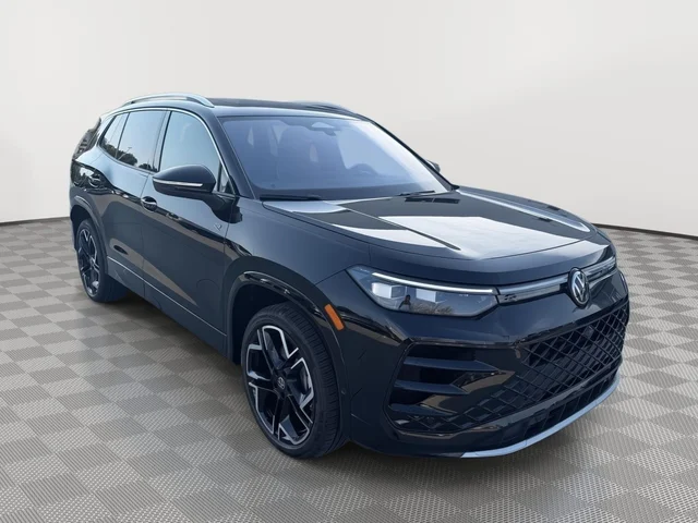 2026 Volkswagen Tiguan SEL R-Line Turbo