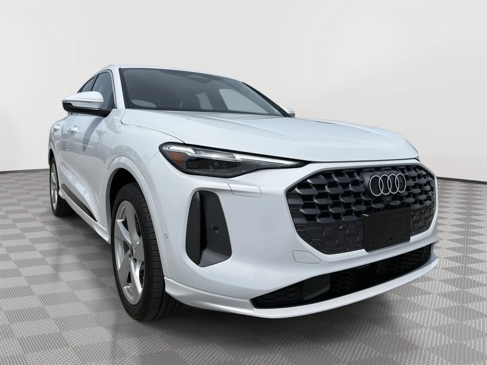 Certified Used 2025 Glacier White Metallic Audi Prestige image 7