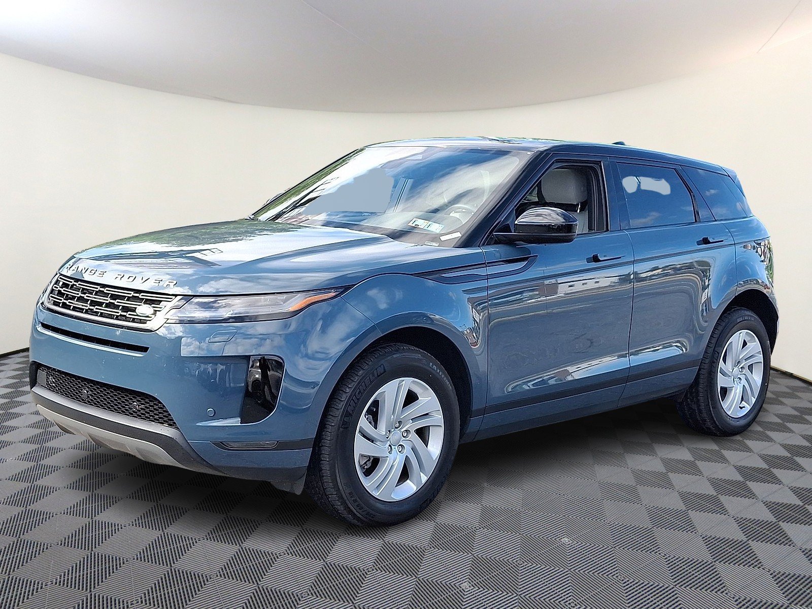 2026 Land Rover Range Rover Evoque